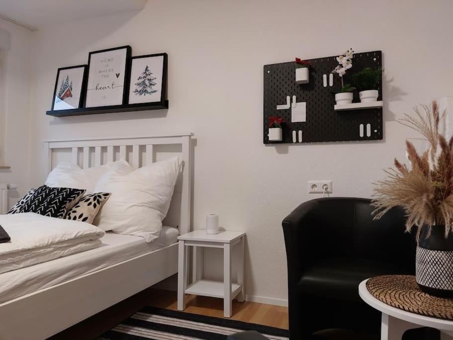 Rooftop Apartmens Ulm - Komfortable Neue Gemeinschaftsunterkunft Im Herzen Von Ulm - Raum 1 Luaran gambar